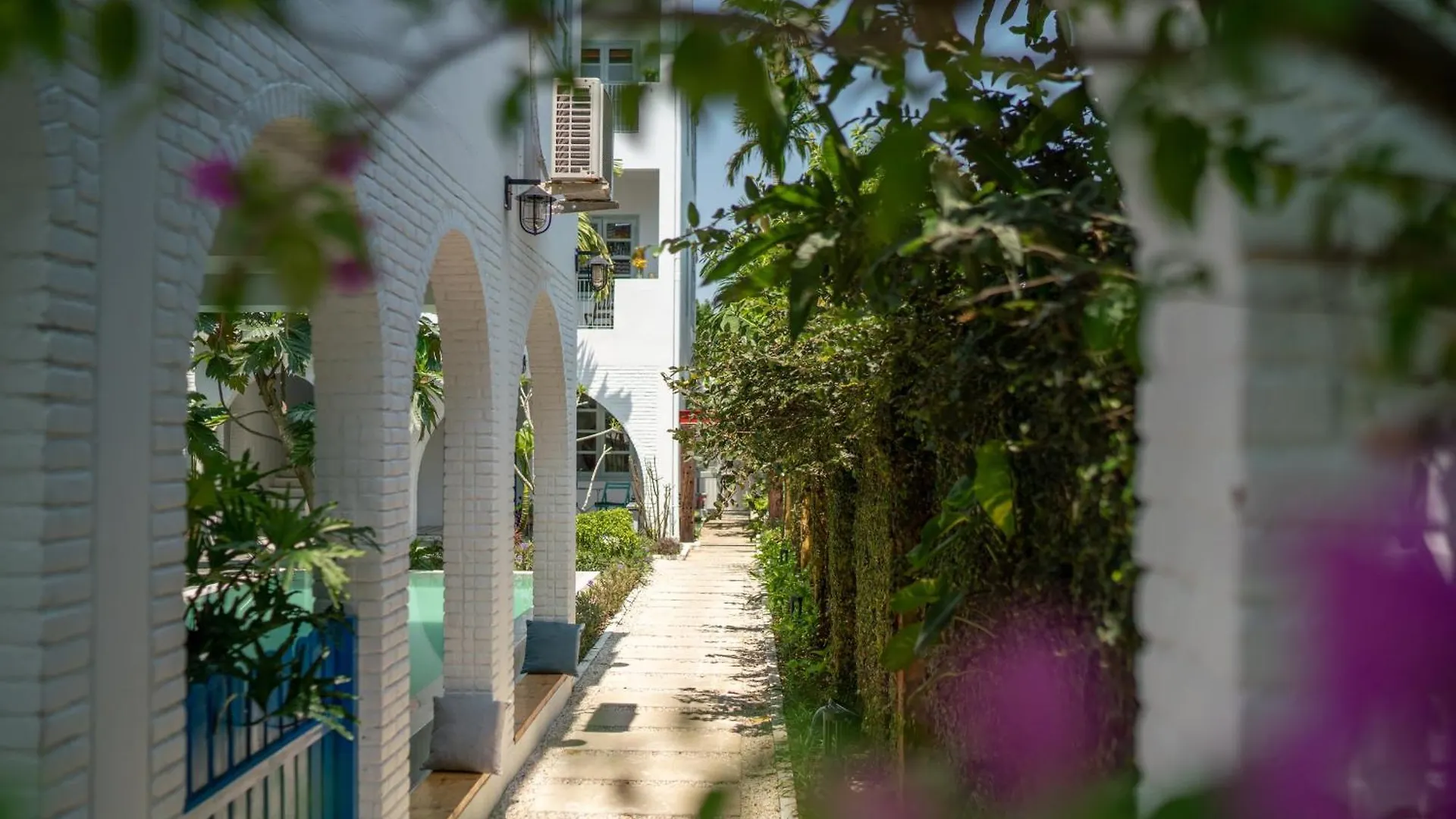 Secret House Boutique Hoi An Hotel 4*,
