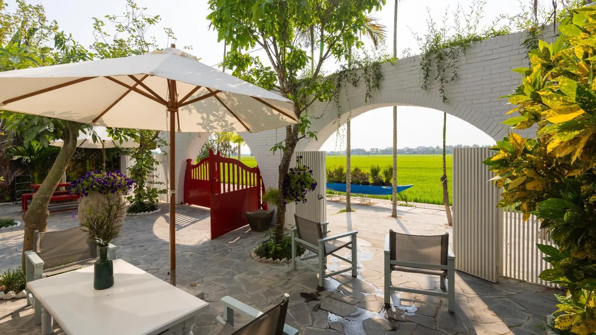 Secret House Boutique Hoi An Hotel 4*,